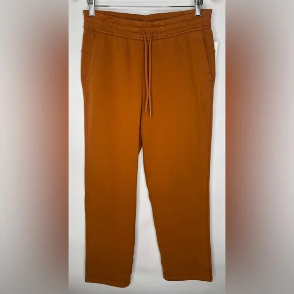 Lululemon Nulux Racerback Cropped Run Tank & Loungeful Straight Leg Pants Set - Picture 10 of 17